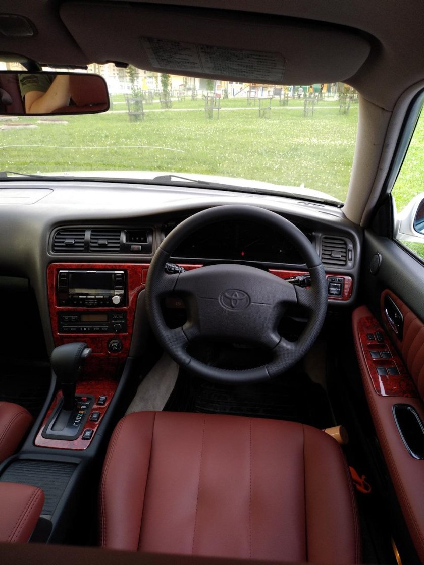 Toyota Mark 2 100 салон