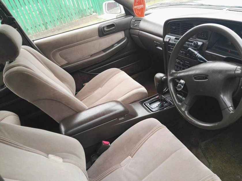 Тойота Марк 2 80 салон