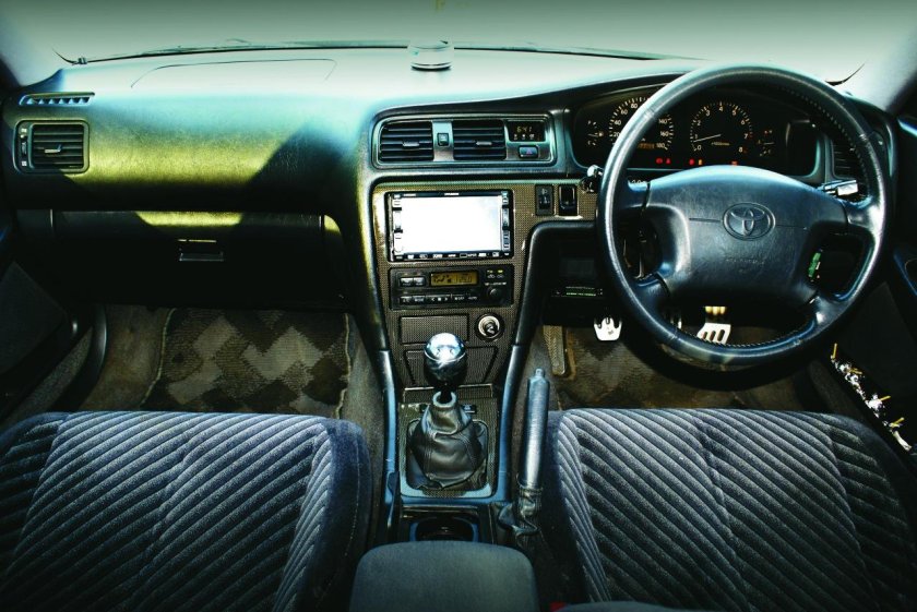 Тойота Чайзер 100 салон
