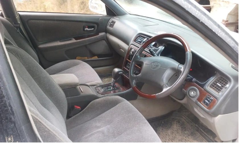 Тойота Марк 2 100 салон