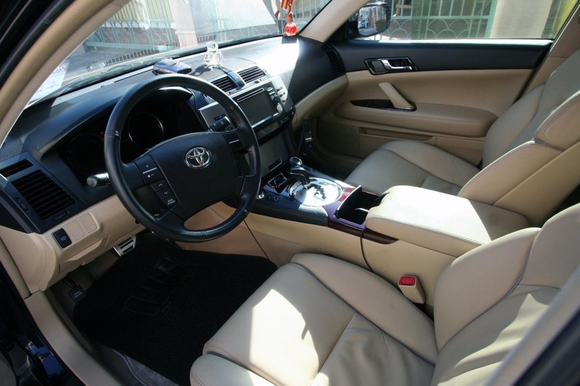 Тойота Марк х 2008 салон