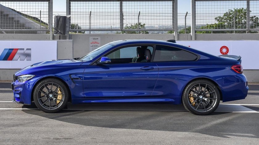 BMW m4 CS