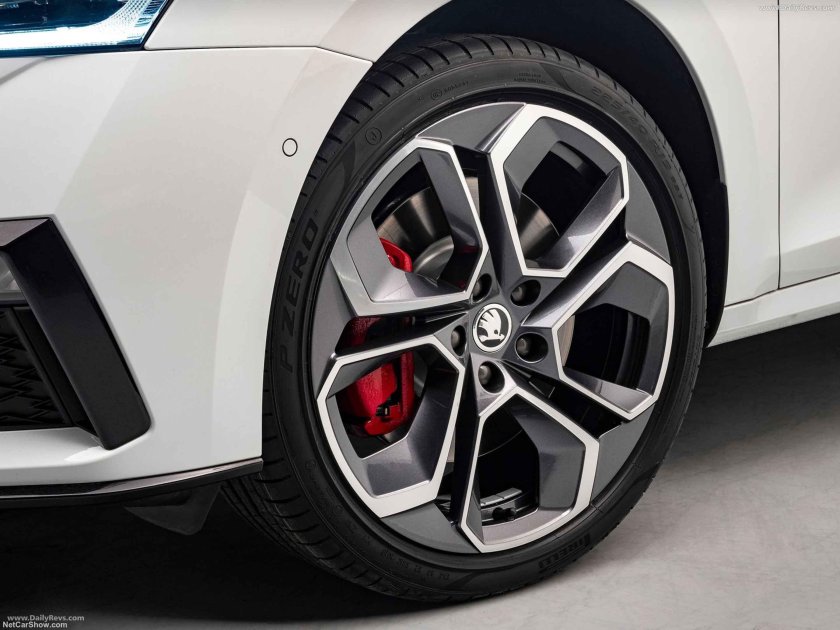 Шкода Октавия РС 2020