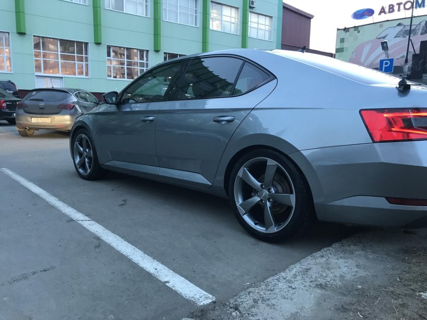 Диски r17 Шкода Суперб 3