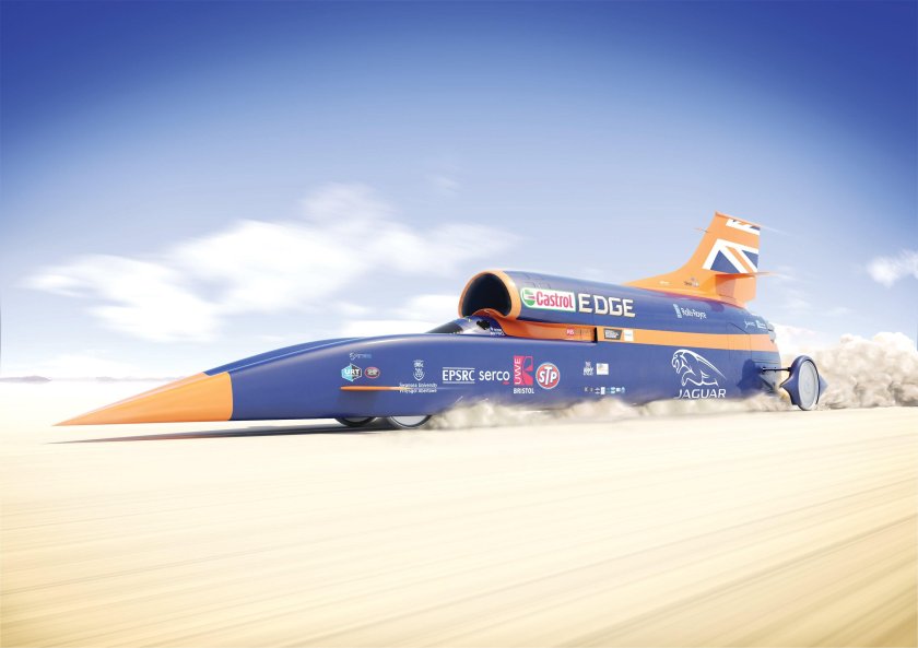 Машина Bloodhound SSC