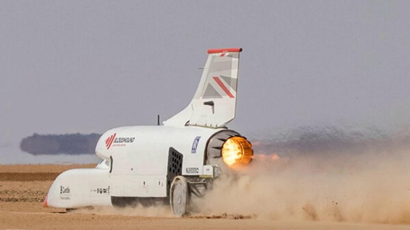 Болид Thrust SSC