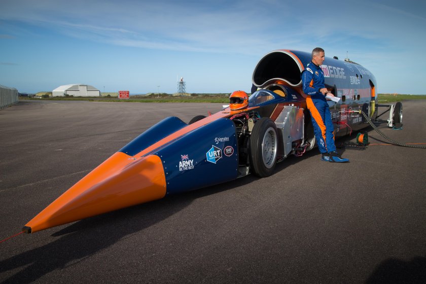 Сверхзвуковая машина Bloodhound SSC