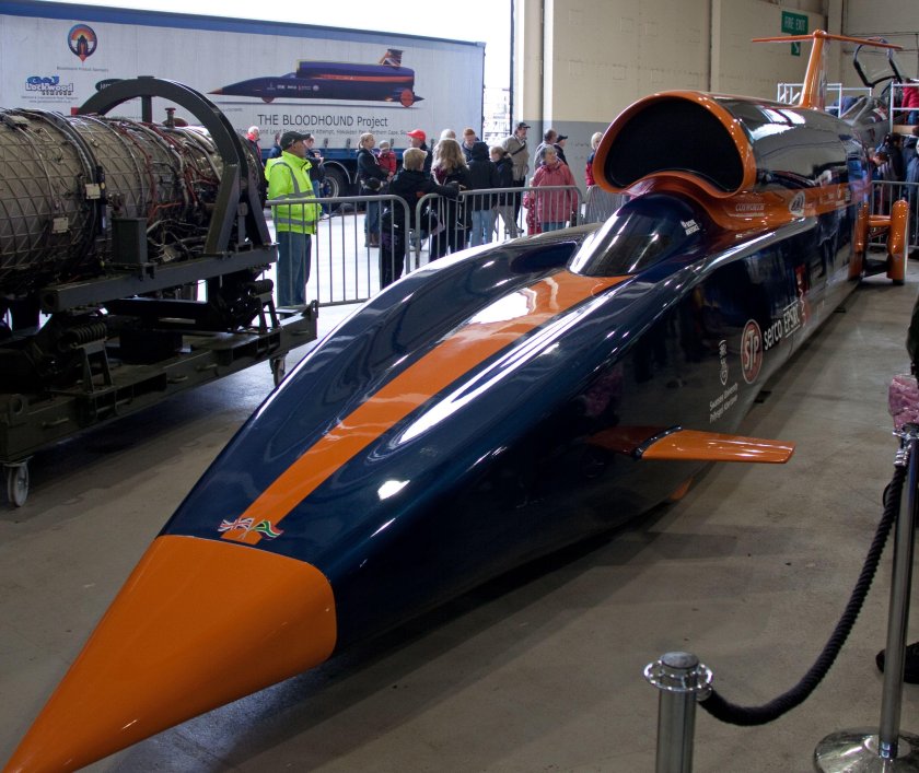 Bloodhound SSC 1609 км.ч