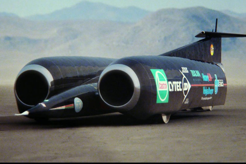 Реактивный автомобиль Thrust SSC