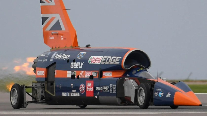 Bloodhound SSC 1609 км.ч