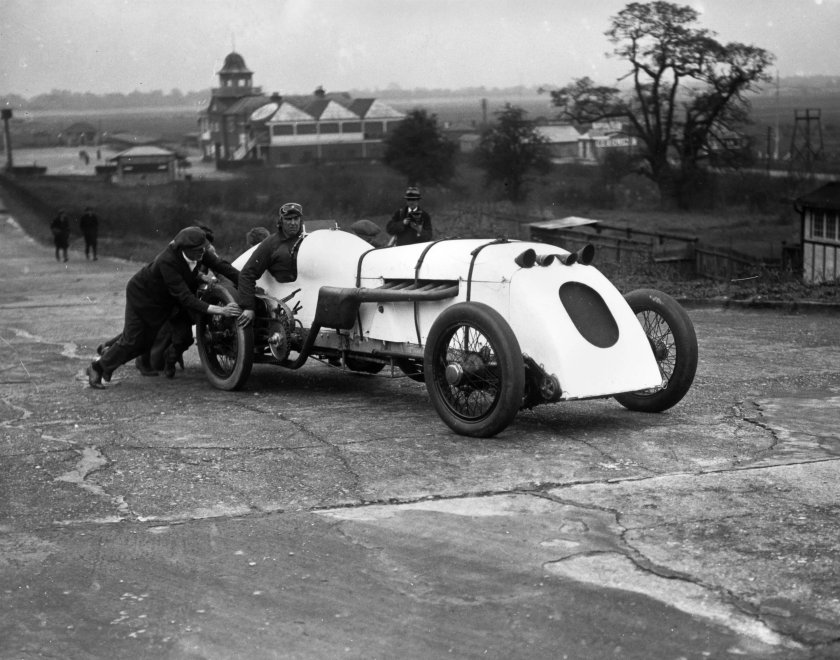 Babs автомобиль британский Джона пари Томаса