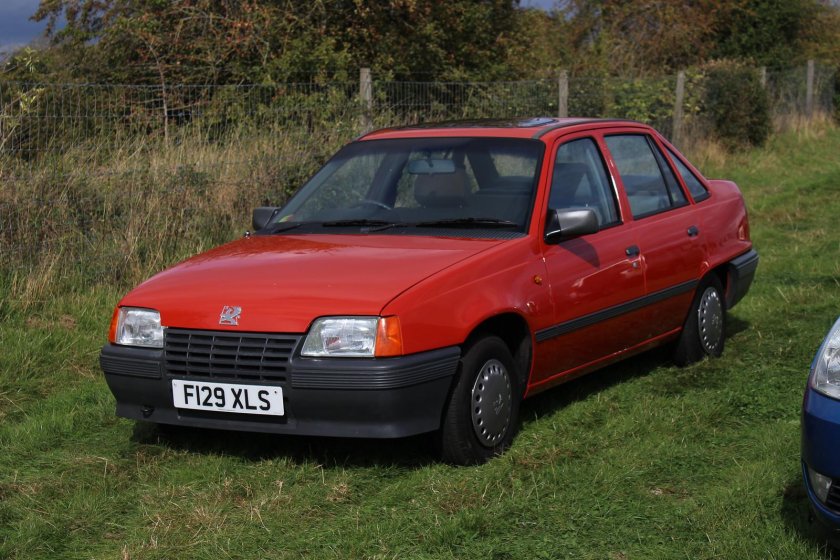 Опель кадет 1984 седан