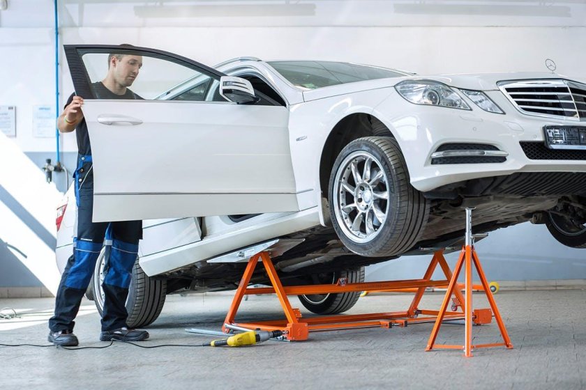 Подъемник подкатной автолифт 3000