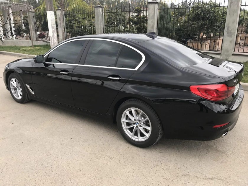 BMW 5 тонированная