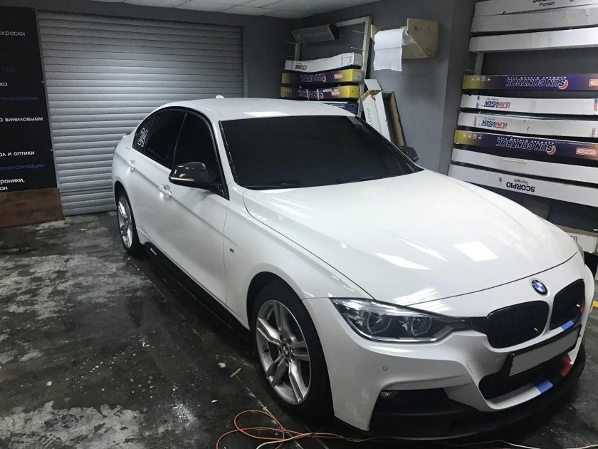 BMW f30 тонировка