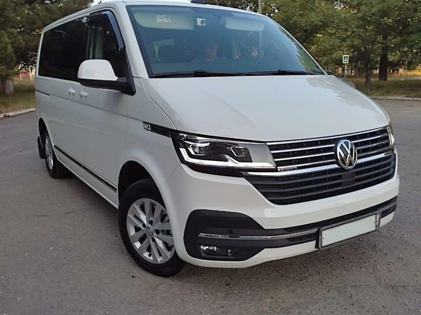 Volkswagen Caravelle 9 местный