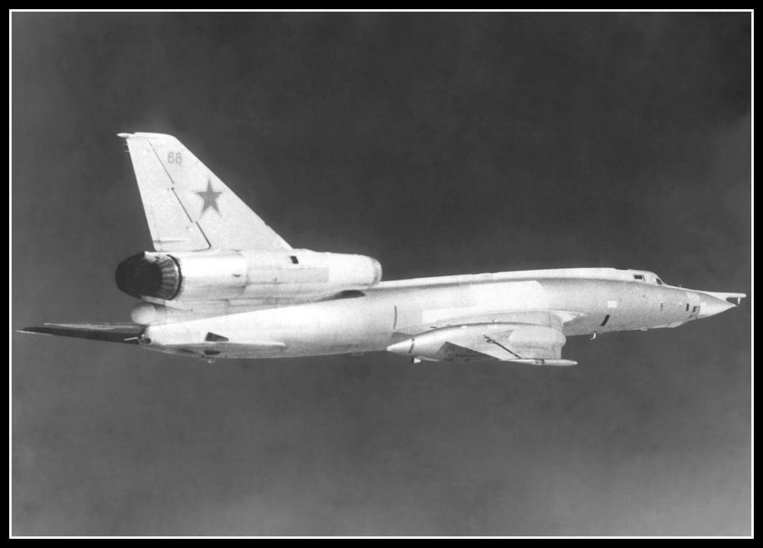 Самолет ту 22