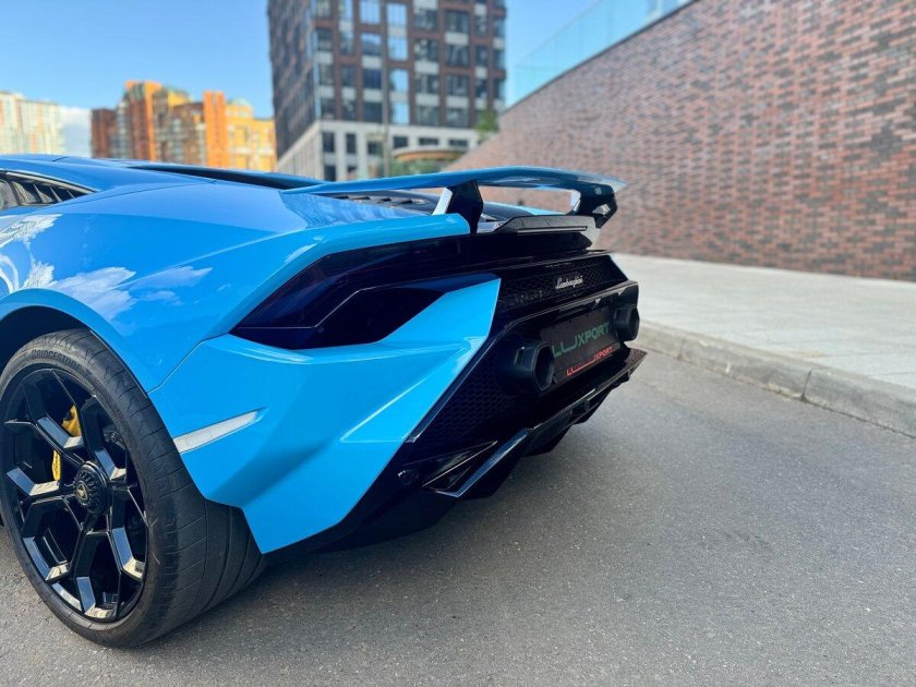 Ламборгини уракан