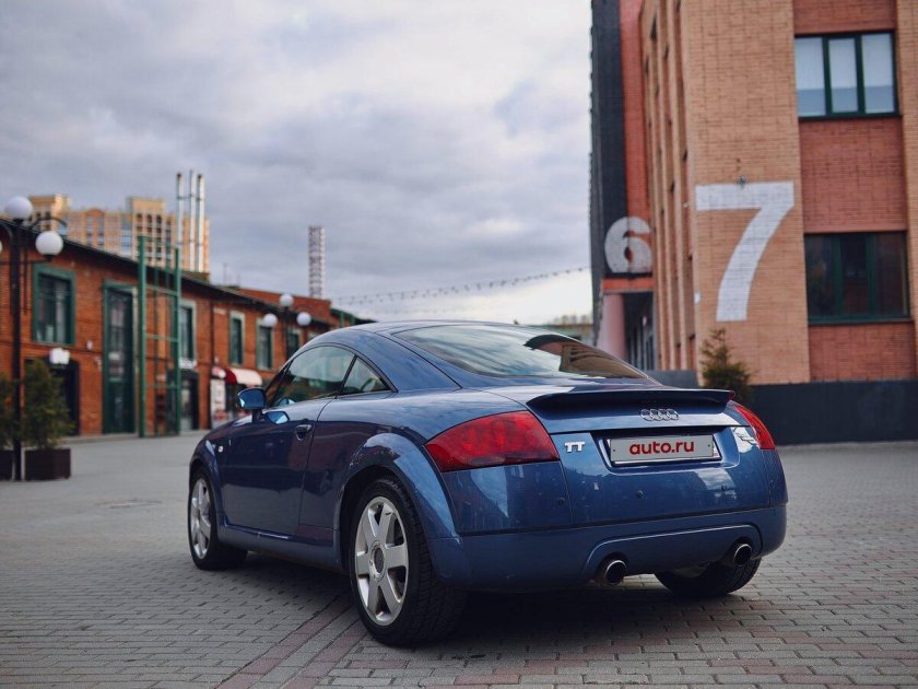 Audi tt coupe