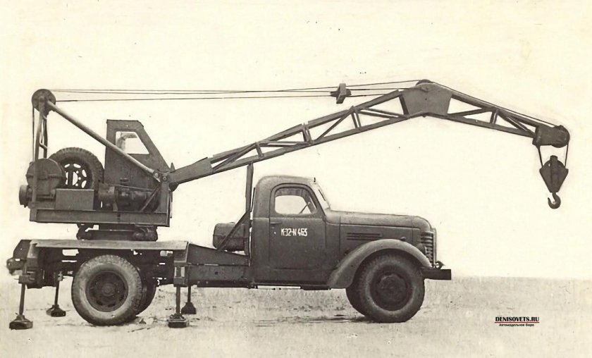 Автокран к-32 на шасси ЗИС-150