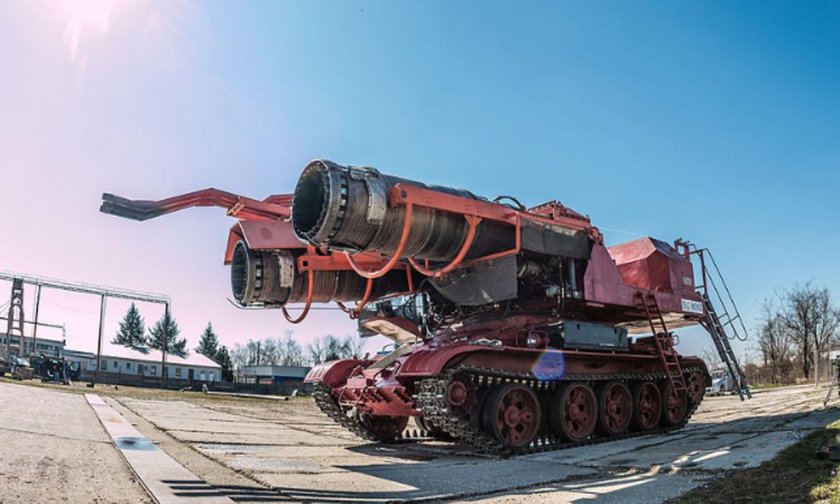 Пожарная машина на базе танка т64