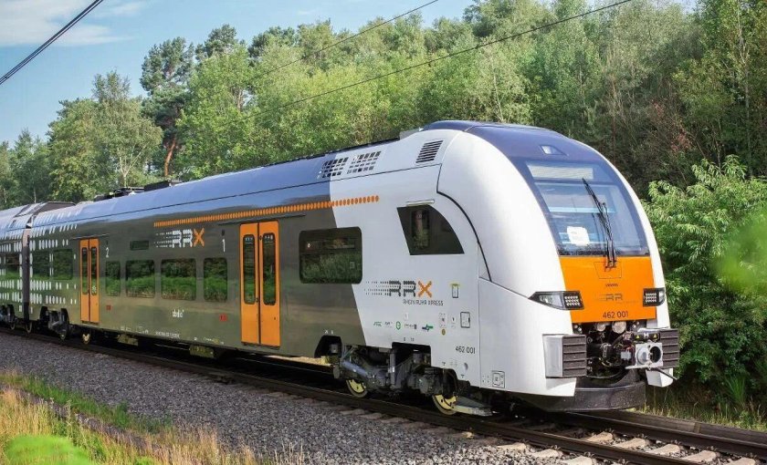 Поезд Siemens Desiro