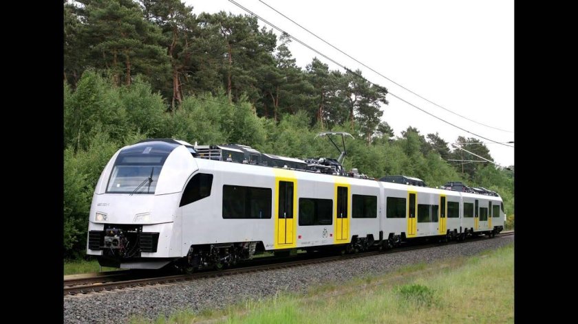 Поезд Siemens Desiro