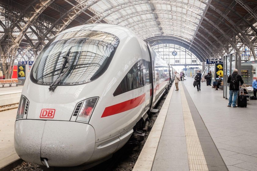 Поезд Deutsche Bahn