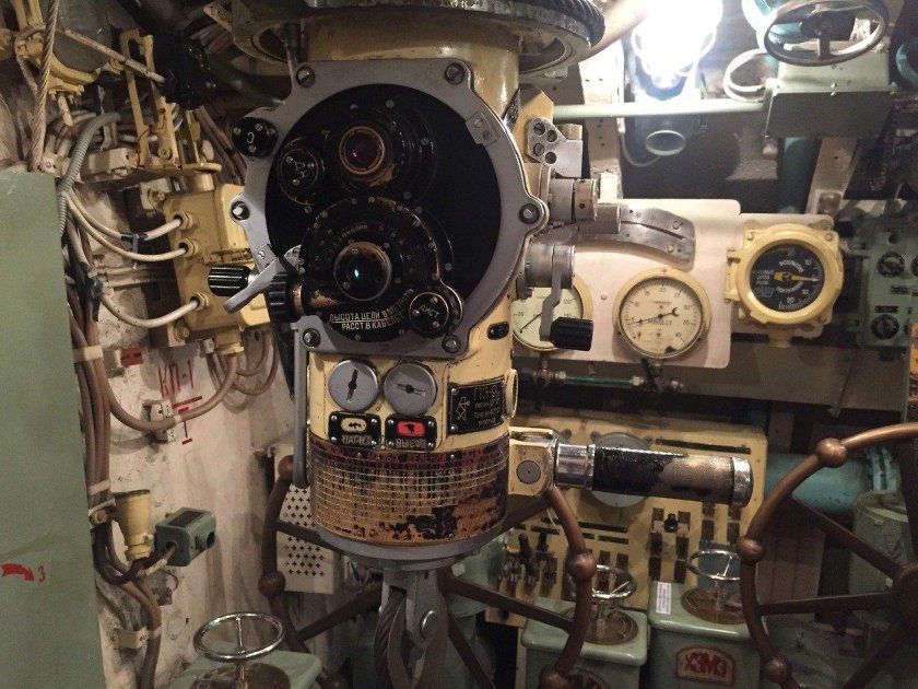 Перископ подводной лодки