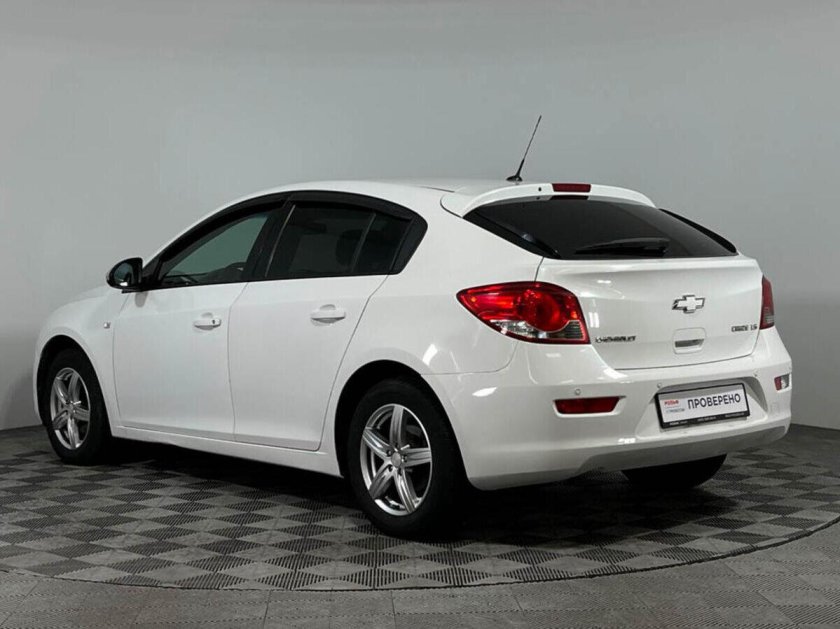 Шевроле Круз 2008