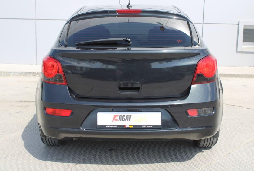 Шевроле круз хэтчбек 2012 черный