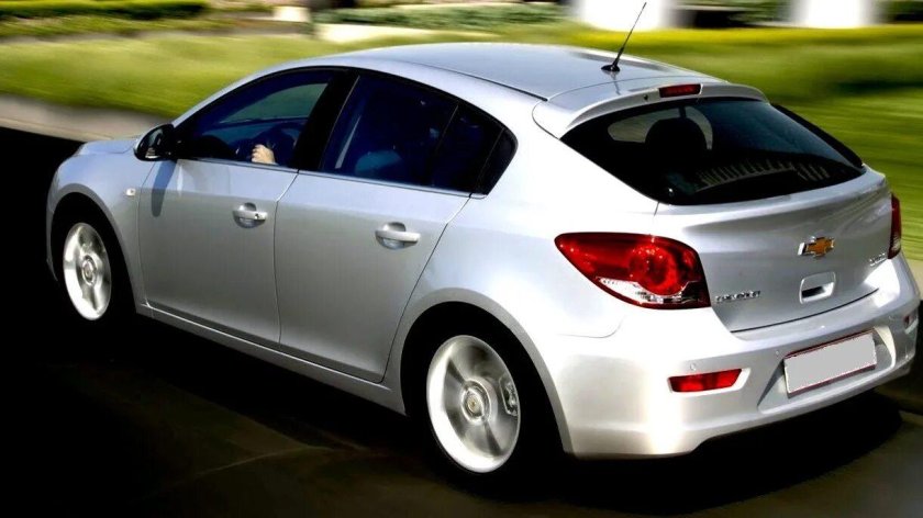 Chevrolet Cruze Hatchback 2012