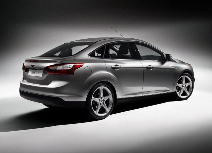 Ford Focus 3 седан