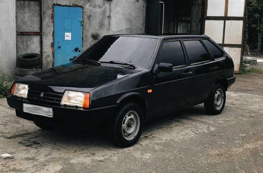 Лада ВАЗ 2109 черная тонированная