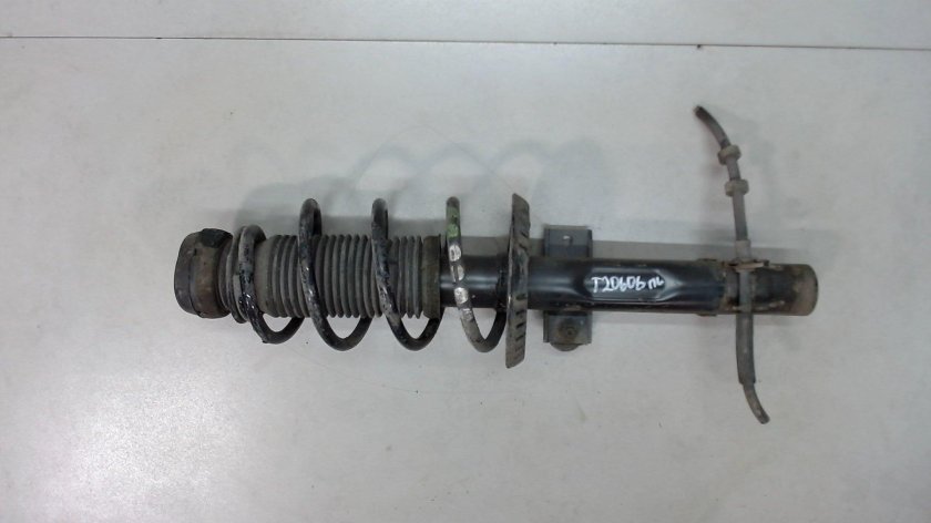 6r0413031bf амортизаторы Шкода Рапид