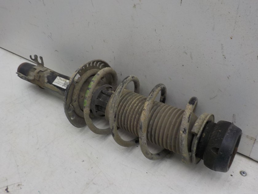 6r0413031bf амортизаторы Шкода Рапид