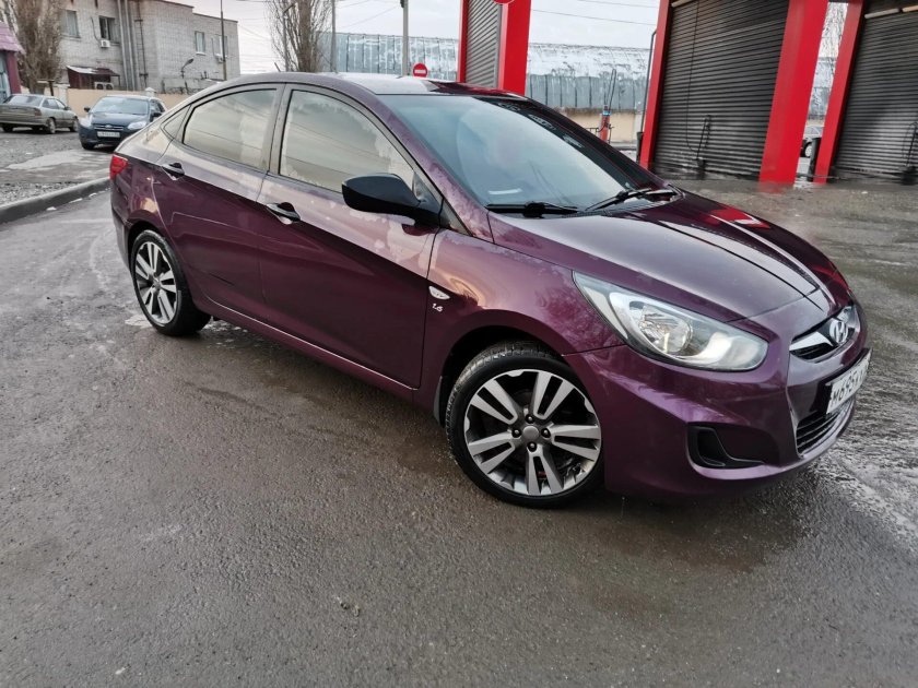 Hyundai Solaris 1 r17