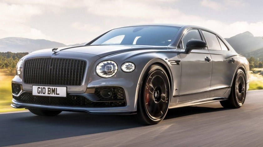 Бентли flying spur 2022