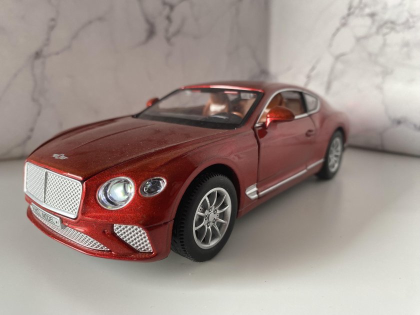 Bentley Continental моделька
