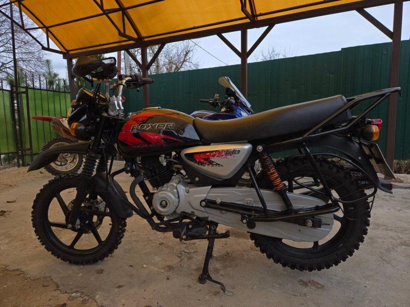 Мотоцикл bajaj boxer bm 150 ug