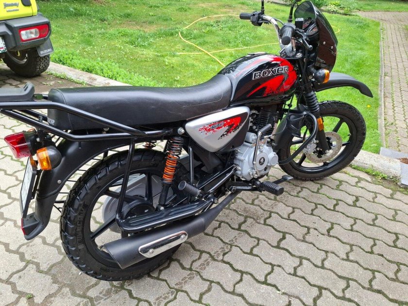 Bajaj boxer bm 150