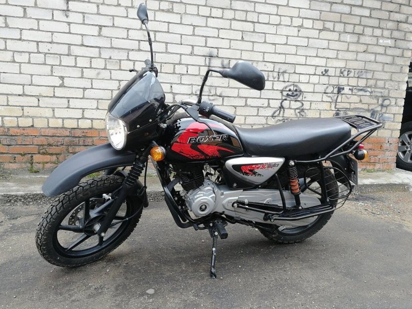 Мотоцикл bajaj boxer 150