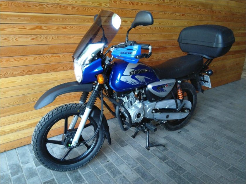 Bajaj Boxer BM 150