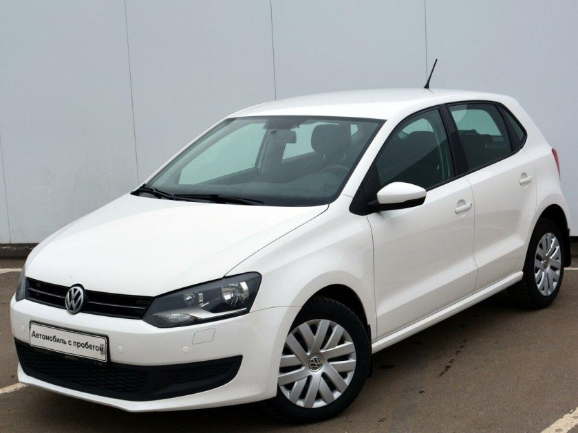 Фольксваген поло 5 хэтчбек белый