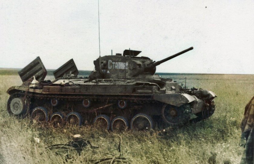 Подбитый танк Валентайн