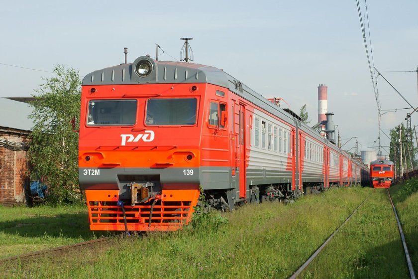 Электропоезд эт2м-037