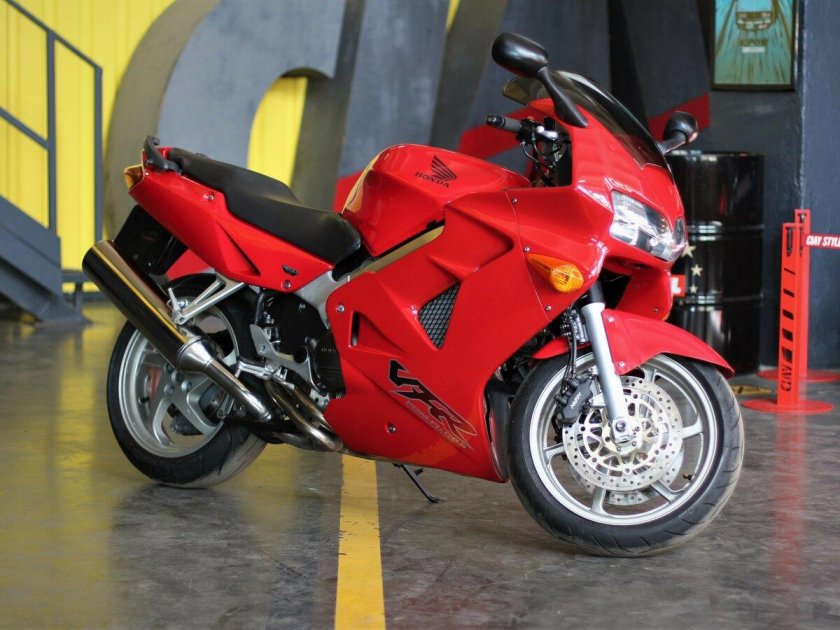 Honda VFR 800