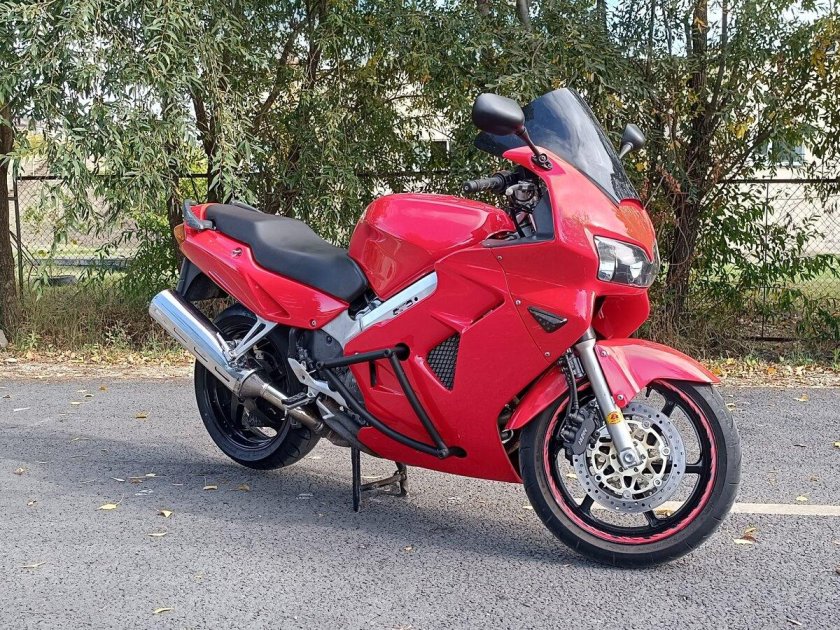 Хонда вфр 800