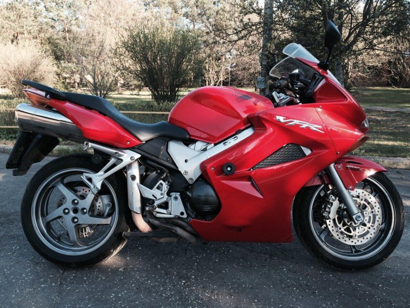 Honda vfr800 мотоцикл