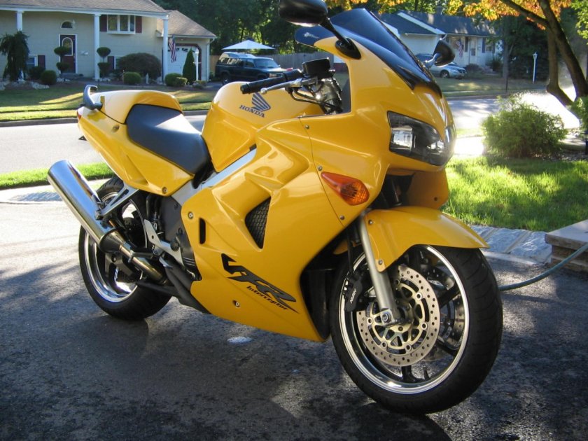 Honda vfr800 мотоцикл
